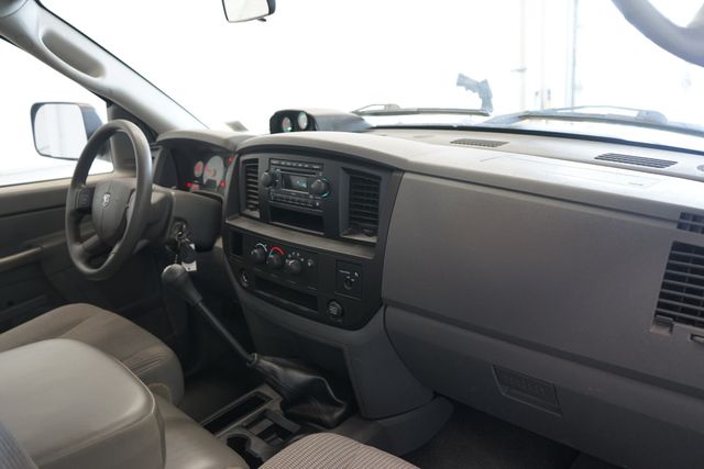 Thumbnail: 2006 Dodge Ram 2500 - 29