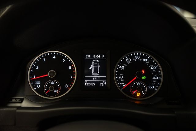 Thumbnail: 2015 Volkswagen Tiguan - 22