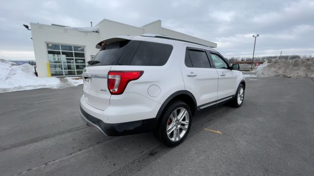 Thumbnail: 2017 Ford Explorer - 9
