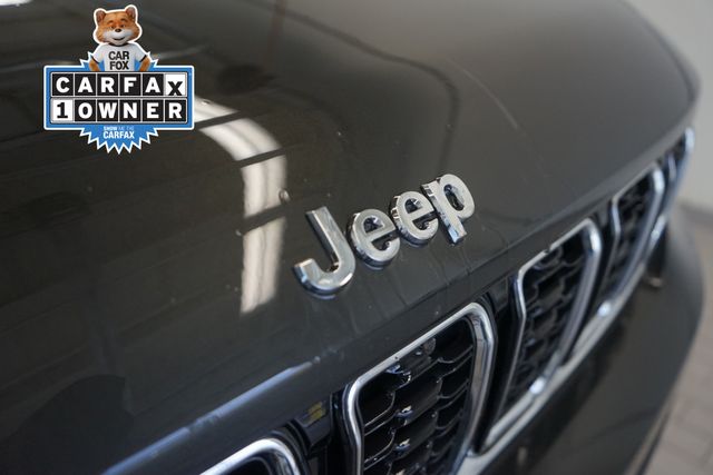 Thumbnail: 2022 Jeep Grand Cherokee L - 19