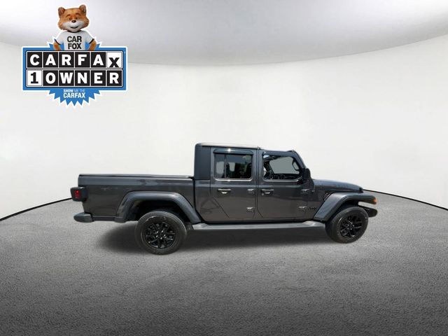 2022 Jeep Gladiator Altitude 10
