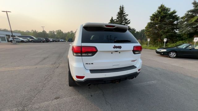 Thumbnail: 2020 Jeep Grand Cherokee - 8