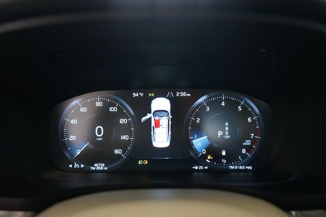 Thumbnail: 2022 Volvo S60 - 23