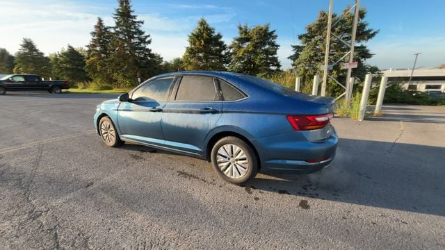 Thumbnail: 2019 Volkswagen Jetta - 8