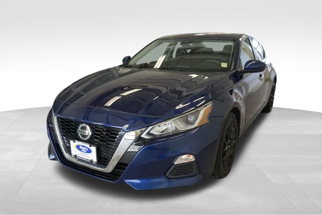 Thumbnail: 2021 Nissan Altima - 1