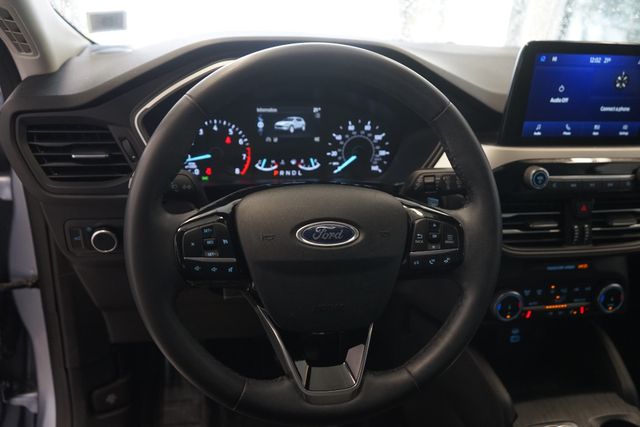 Thumbnail: 2022 Ford Escape - 21