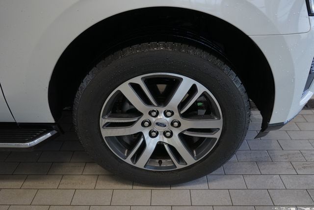 Thumbnail: 2023 Ford Expedition - 15