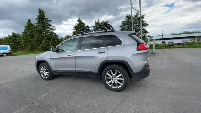 Thumbnail: 2018 Jeep Cherokee - 7