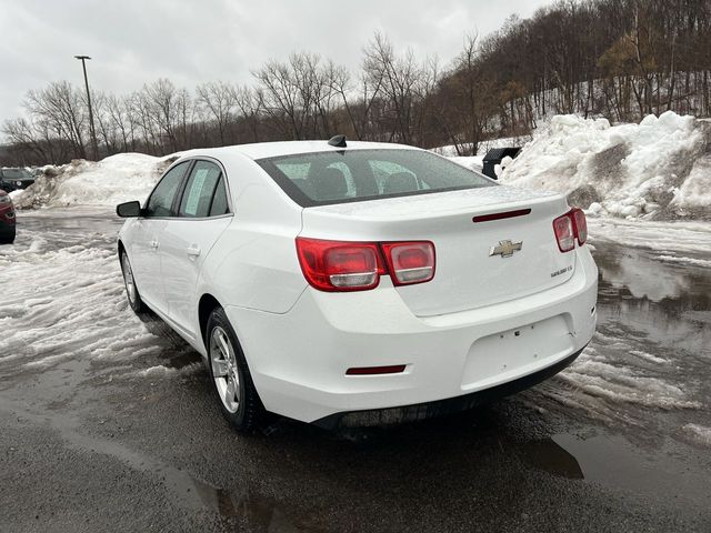 Thumbnail: 2015 Chevrolet Malibu - 13