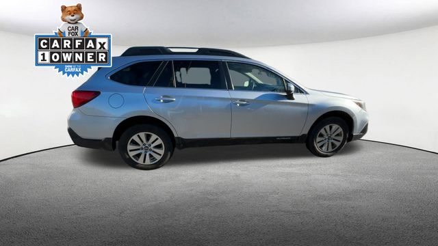 Thumbnail: 2019 Subaru Outback - 10