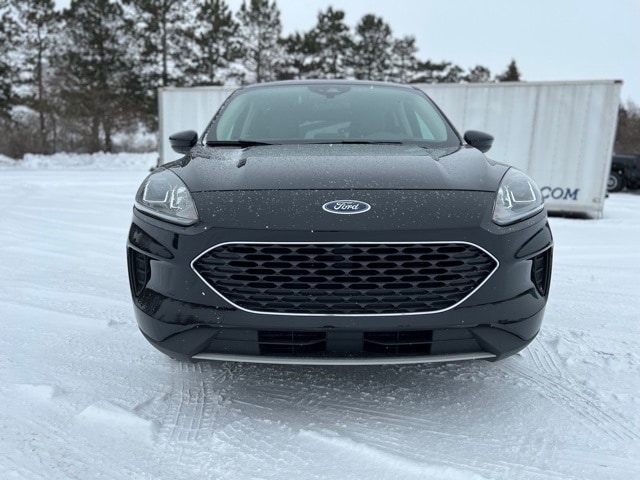 Used 2020 Ford Escape SE with VIN 1FMCU9G65LUA62292 for sale in Norwalk, OH