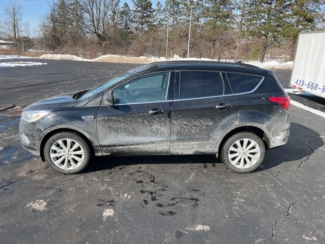 Used 2019 Ford Escape SEL with VIN 1FMCU9HDXKUB98557 for sale in Norwalk, OH