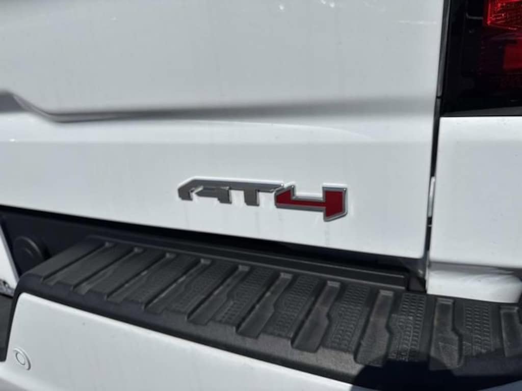 Used 2024 GMC Sierra 1500 AT4 Truck