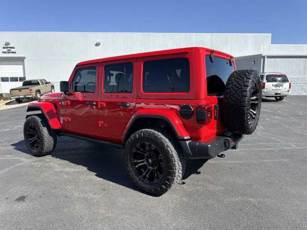Used 2019 Jeep Wrangler Unlimited Sahara