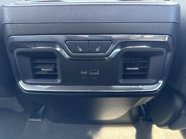 2024 Chevrolet Silverado 1500 High Country - Photo 17
