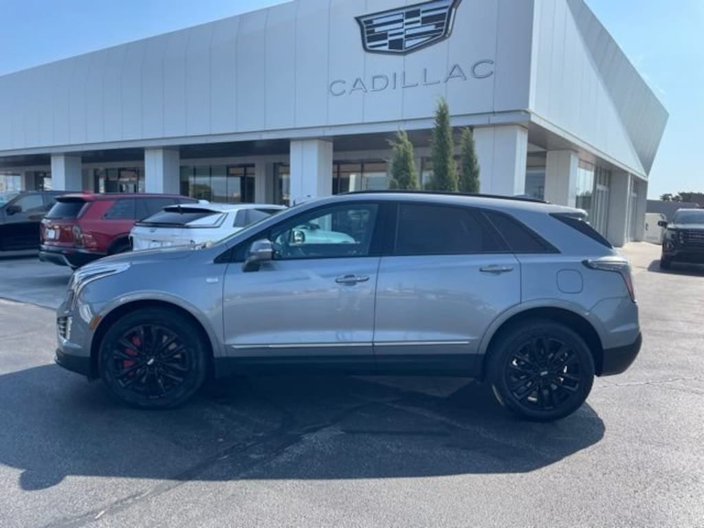 Used 2023 CADILLAC XT5 Sport SUV