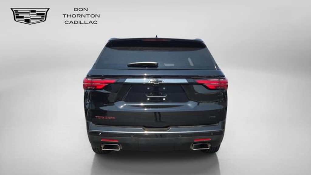 Used 2023 Chevrolet Traverse Premier SUV