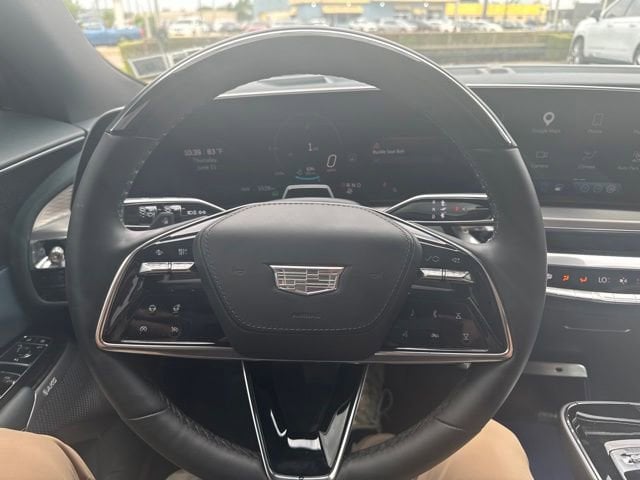 2024 CADILLAC LYRIQ SUV 