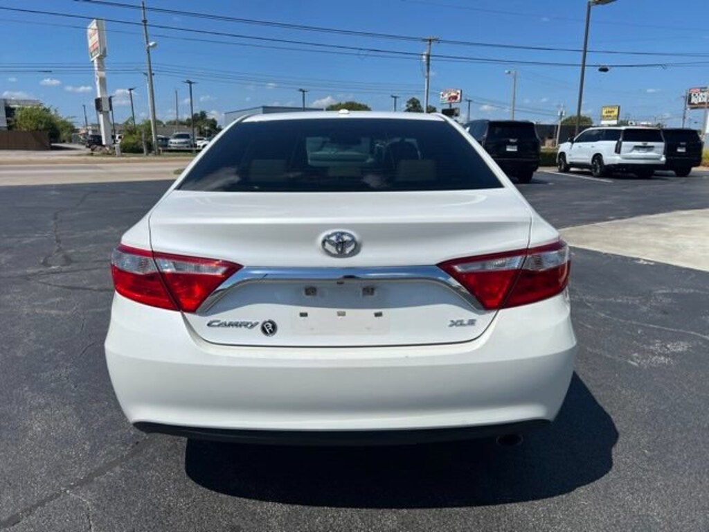 Used 2016 Toyota Camry XLE