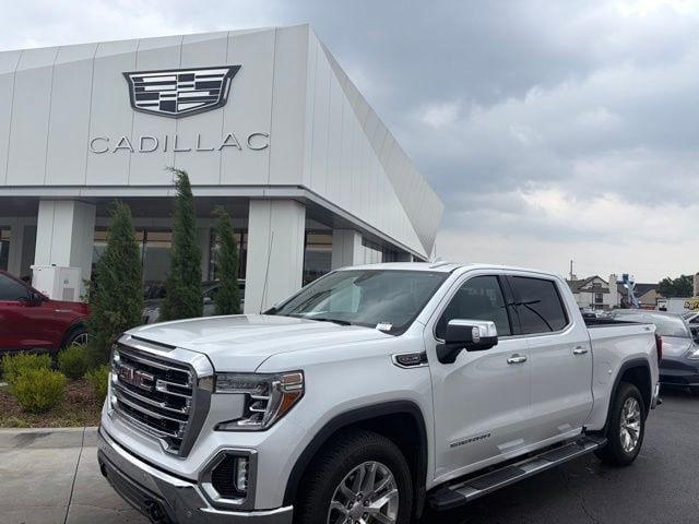 2019 GMC Sierra 4WD Crew Cab Short Box SLT's photo