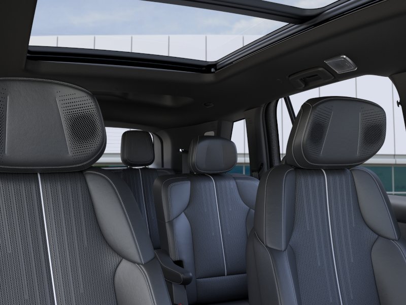 2027 Cadillac VISTIQ Sport - Photo 24