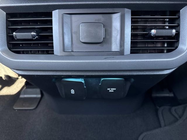 2024 Ford F-150 XLT - Photo 17