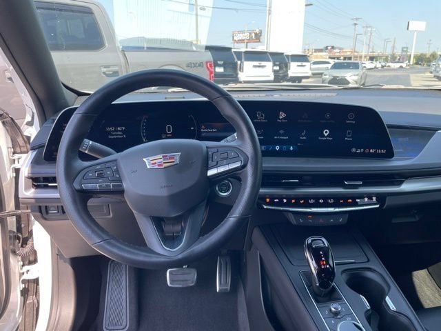 2024 Cadillac XT4 Sport - Photo 14