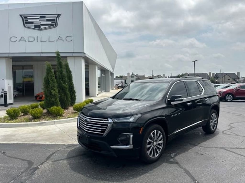 Used 2023 Chevrolet Traverse Premier SUV