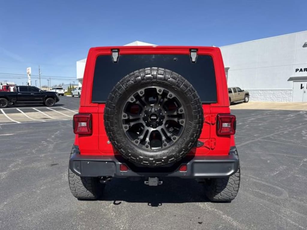 Used 2019 Jeep Wrangler Unlimited Sahara
