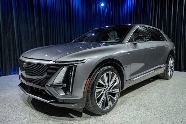 2023 Cadillac LYRIQ