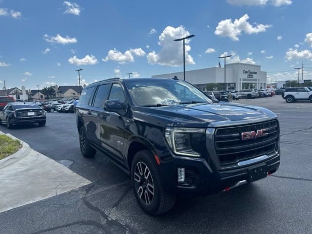 Used 2022 GMC Yukon XL AT4 SUV
