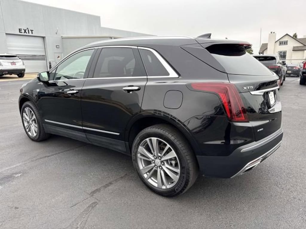 Used 2024 CADILLAC XT5 Premium Luxury SUV