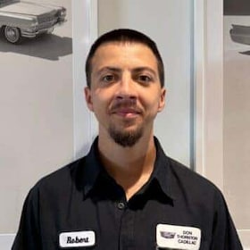 Staff member Robert Espinoza from ID_7a6a90
