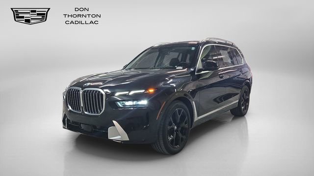 2023 BMW X7 xDrive40i's photo