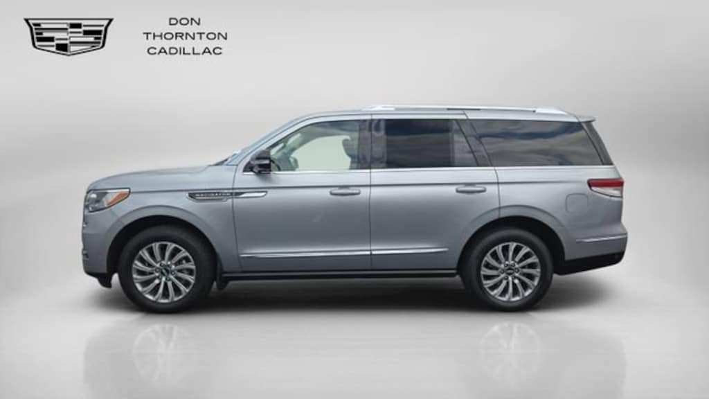 Used 2024 Lincoln Navigator Premiere