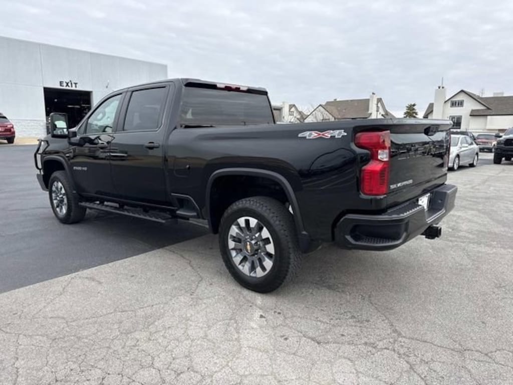Used 2022 Chevrolet Silverado 2500 HD Custom Truck