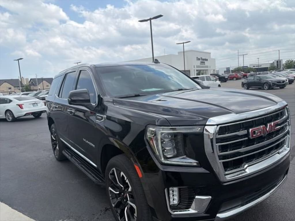 Used 2023 GMC Yukon SLT SUV