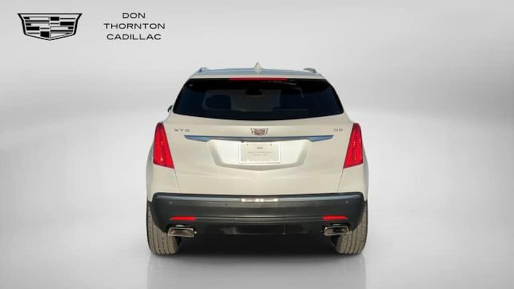 Used 2017 CADILLAC XT5 Luxury FWD SUV