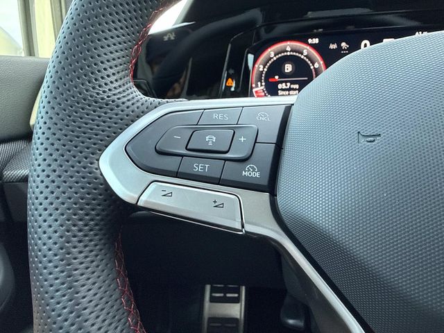2026 Volkswagen Golf GTI SE - Photo 23