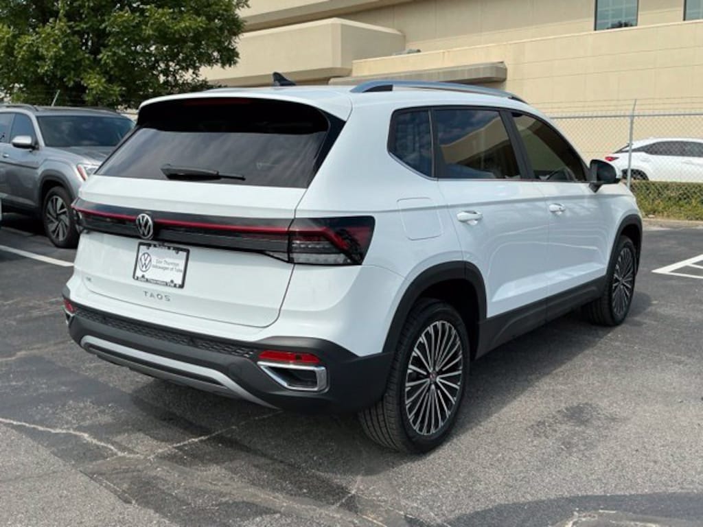 New 2027 Volkswagen Taos 1.5T SE SUV