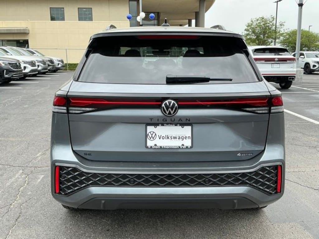 New 2026 Volkswagen Tiguan SE R-Line Black SUV