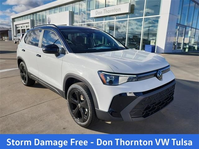 2026 Volkswagen Taos SE Black