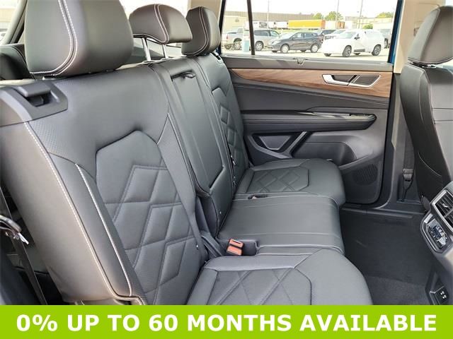 2026 Volkswagen Atlas SE w/Tech - Photo 18