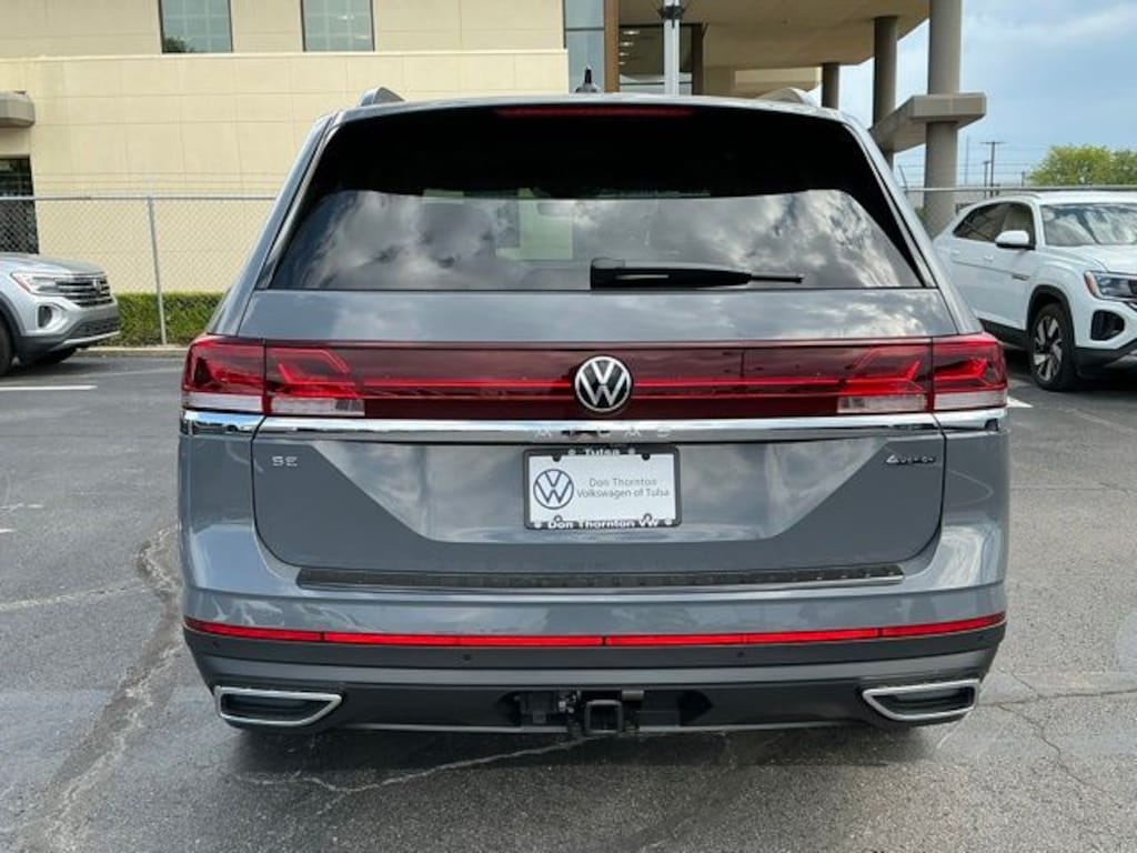 New 2026 Volkswagen Atlas SE w/Technology SUV