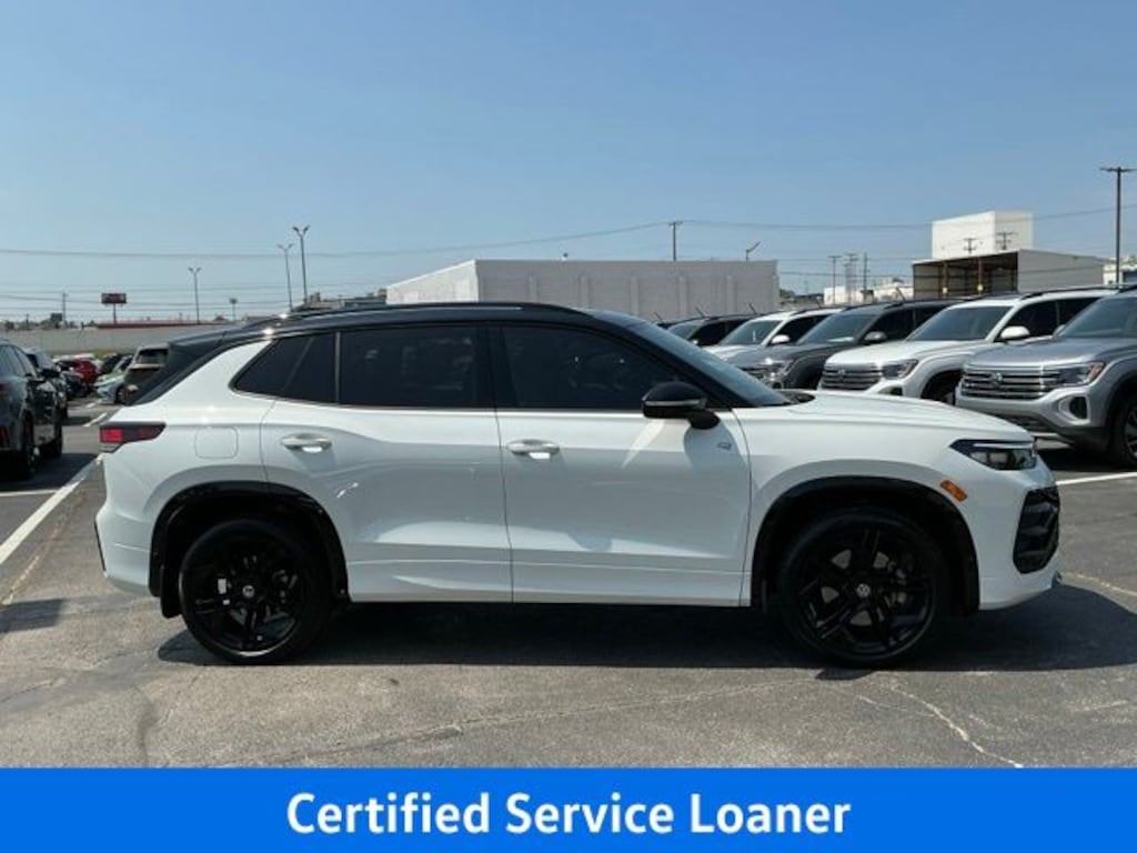 New 2026 Volkswagen Tiguan SE R-Line Black SUV