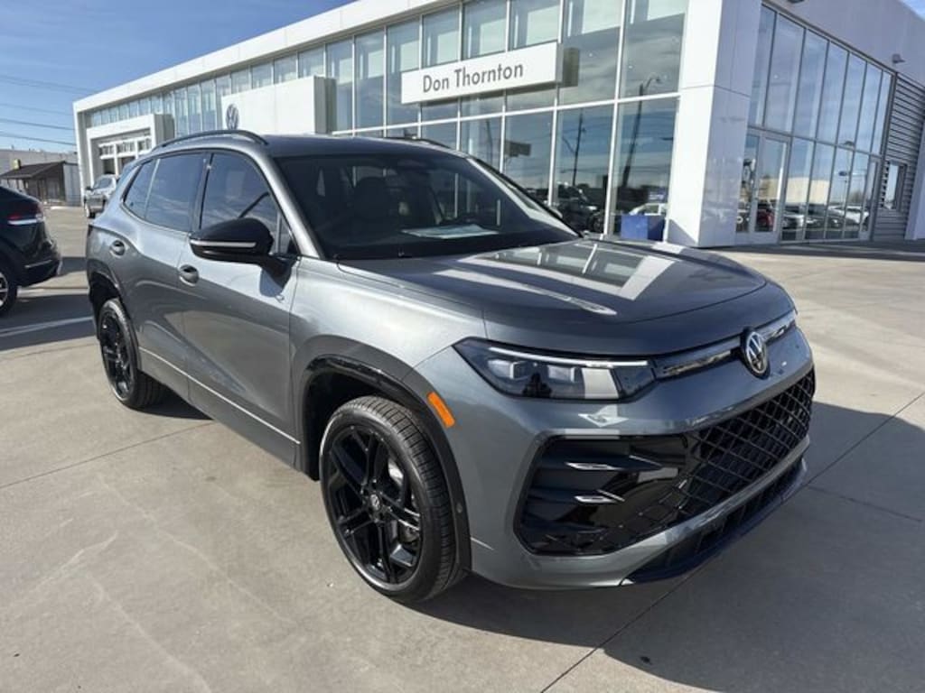 New 2026 Volkswagen Tiguan SE R-Line Black SUV