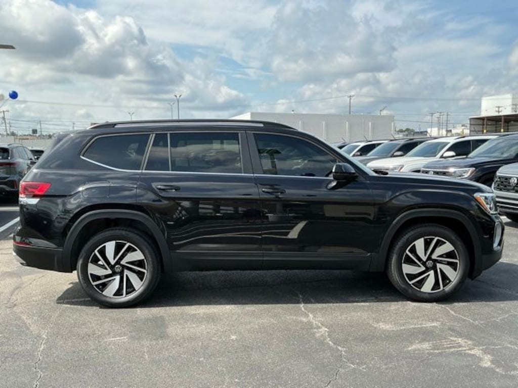 New 2026 Volkswagen Atlas 2.0T SE w/Technology SUV