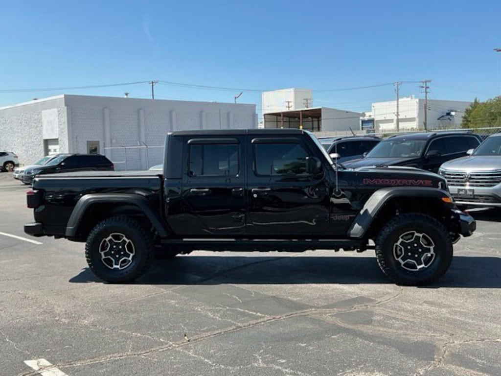 Used 2023 Jeep Gladiator Mojave Truck Crew Cab