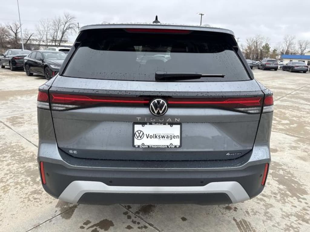 New 2026 Volkswagen Tiguan SE SUV