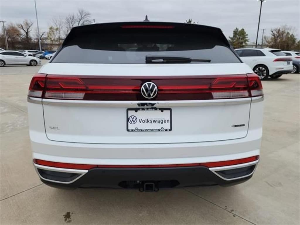 New 2026 Volkswagen Atlas Cross Sport 2.0T SEL SUV